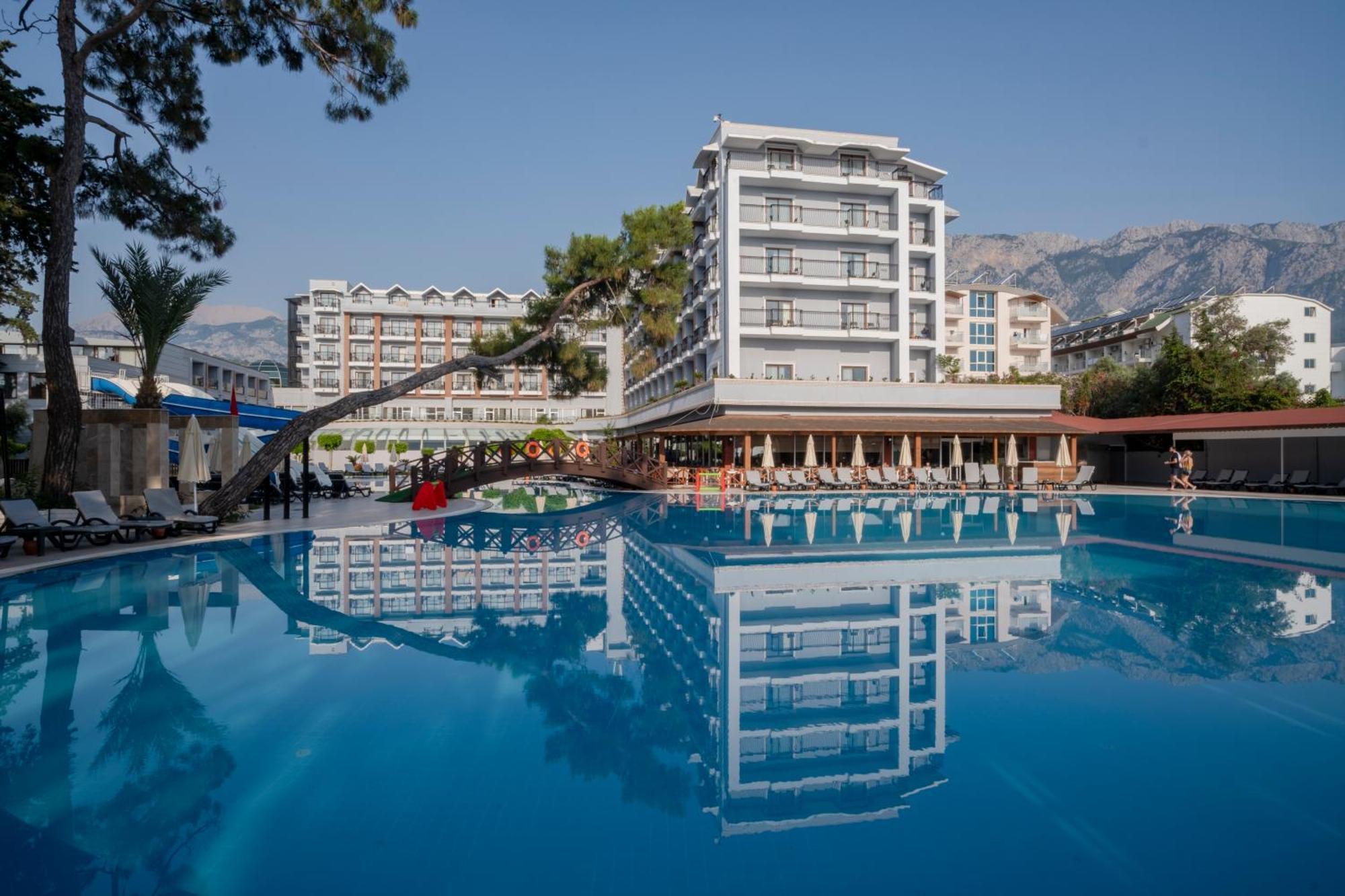 Fore Resort & Spa เกเมร์ ภายนอก รูปภาพ
